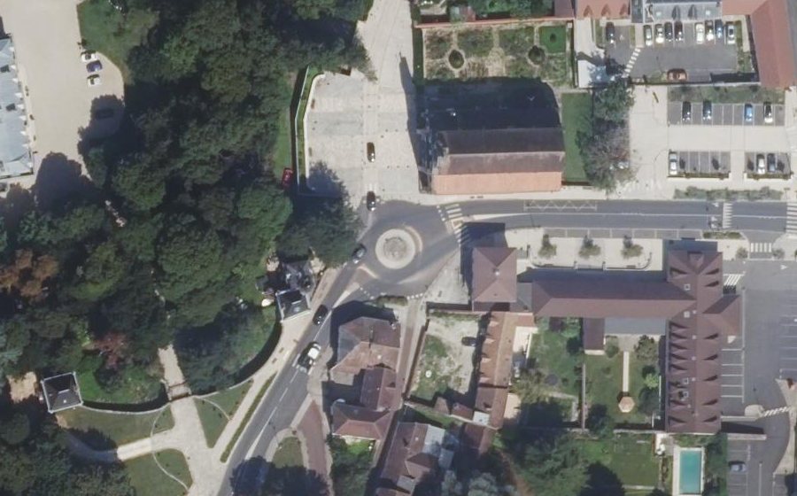 Vue aérienne du Place Gabriel Vernant