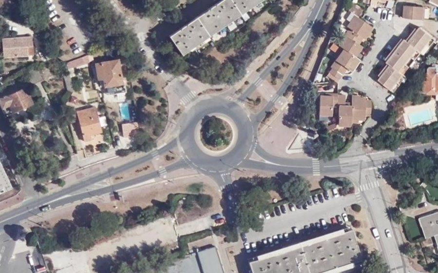 Vue aérienne du Rond-Point du 21 Août 1944