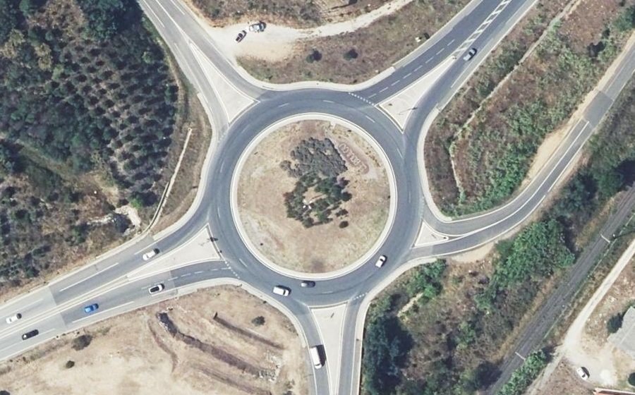 Vue aérienne du Rond-point anonyme n°67505334