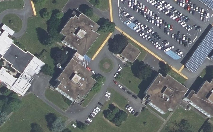 Vue aérienne du Rond-point anonyme n°68021919
