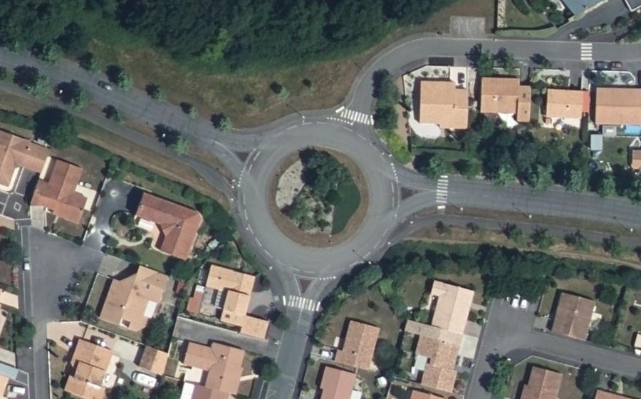 Vue aérienne du Rond-Point Henri Noguères