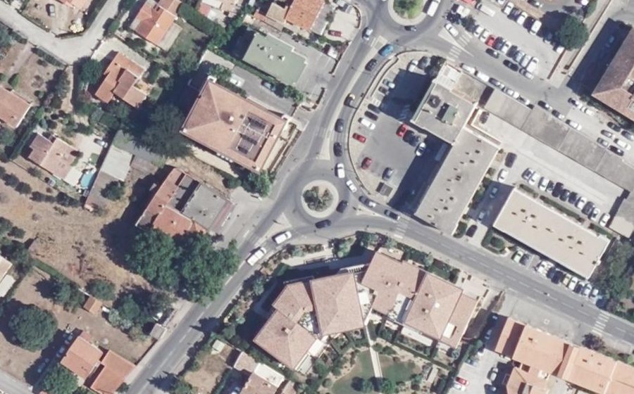 Vue aérienne du Rond-Point du 21 Octobre 1945