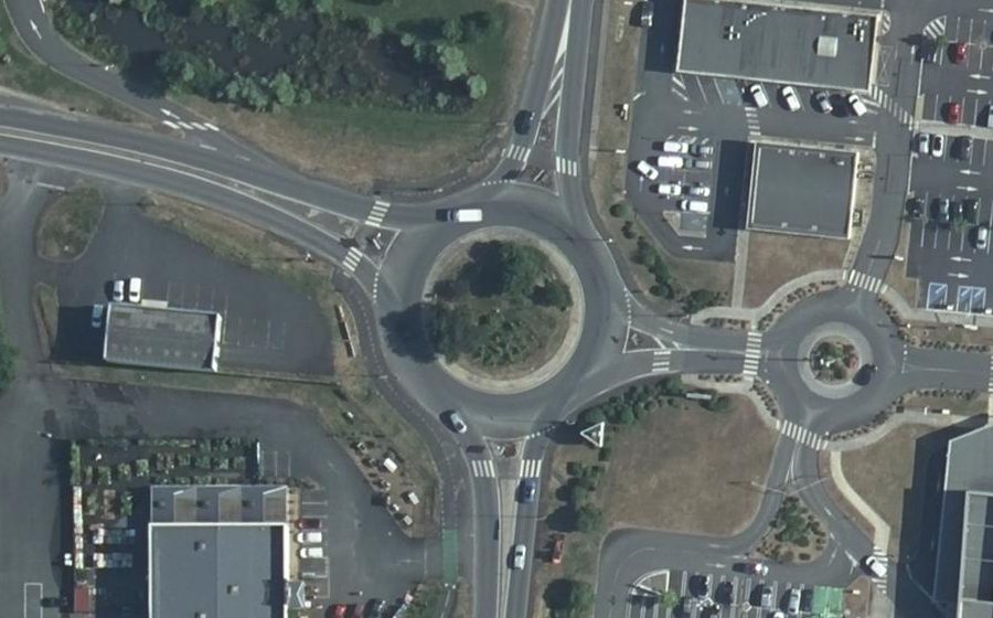 Vue aérienne du Rond-Point des Combattants en AFN