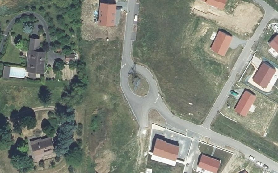 Vue aérienne du Rond-point anonyme n°709210375