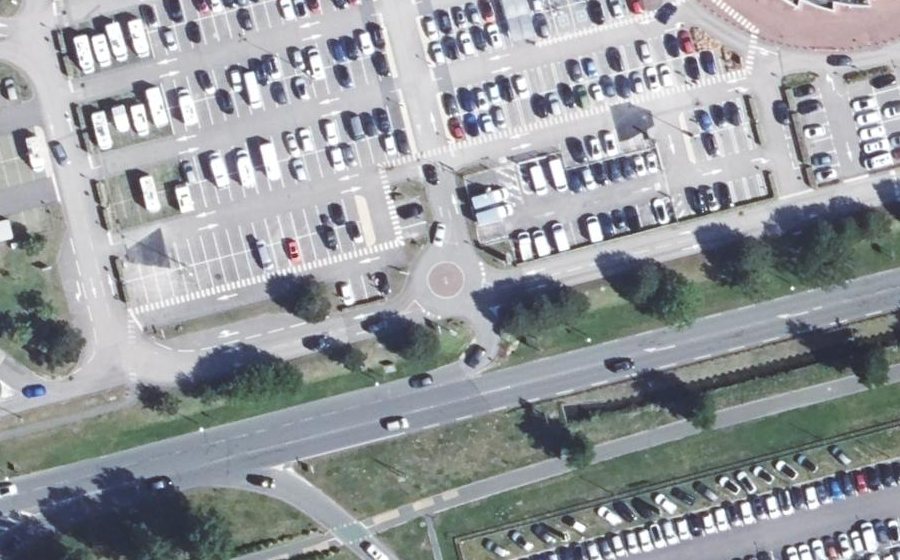 Vue aérienne du Rond-point anonyme n°711055174