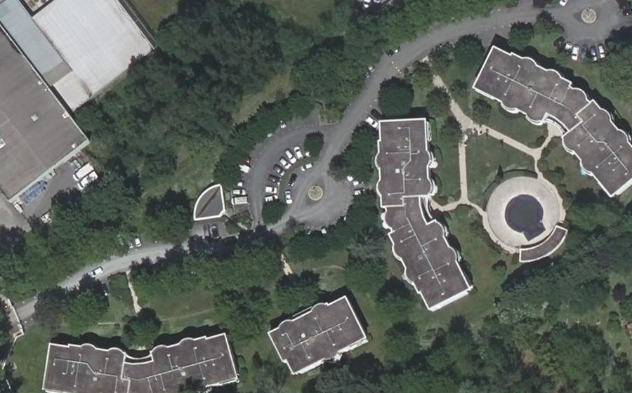 Vue aérienne du Rond-point anonyme n°711293163