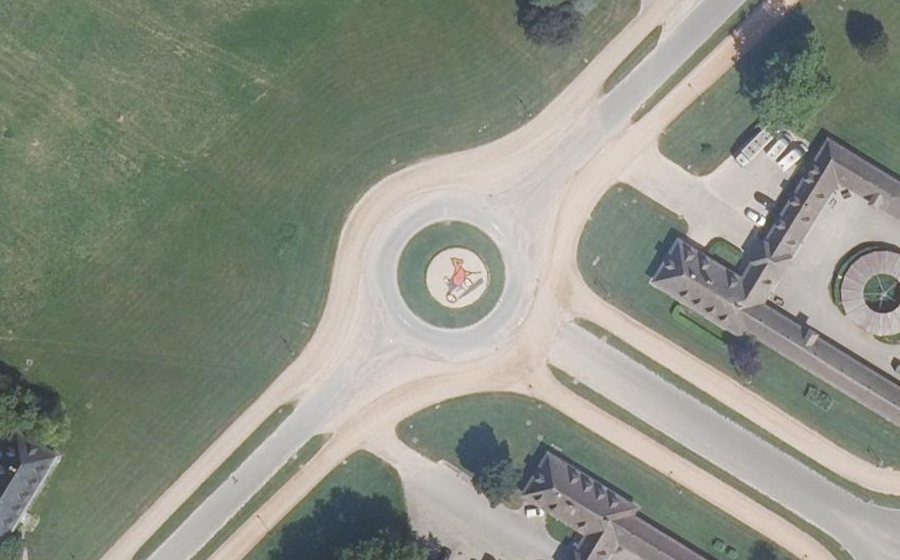 Vue aérienne du Rond-point anonyme n°715023006
