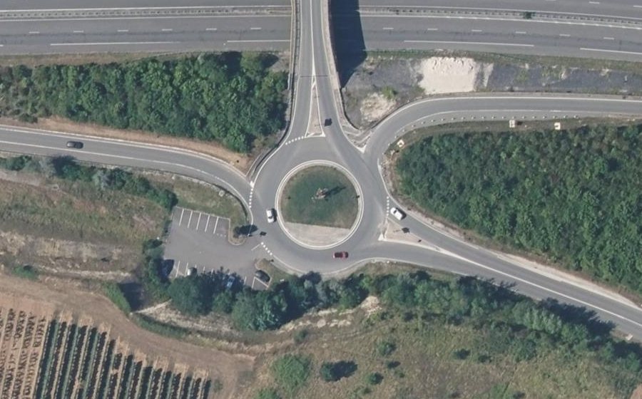 Vue aérienne du Rond-point anonyme n°715154817