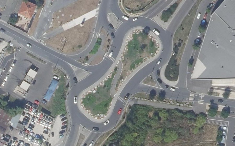 Vue aérienne du Rond-Point du 19 mars 1962