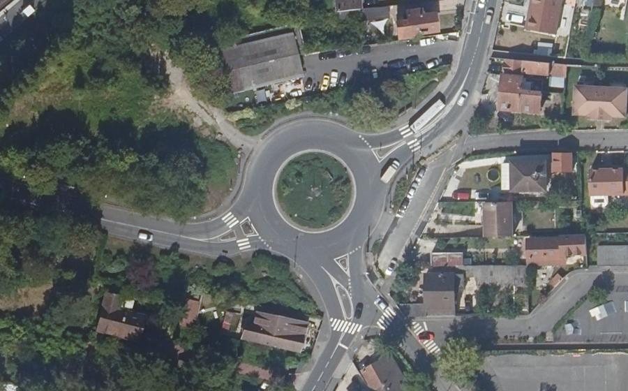 Vue aérienne du Rond-Point Les Près Priceaux