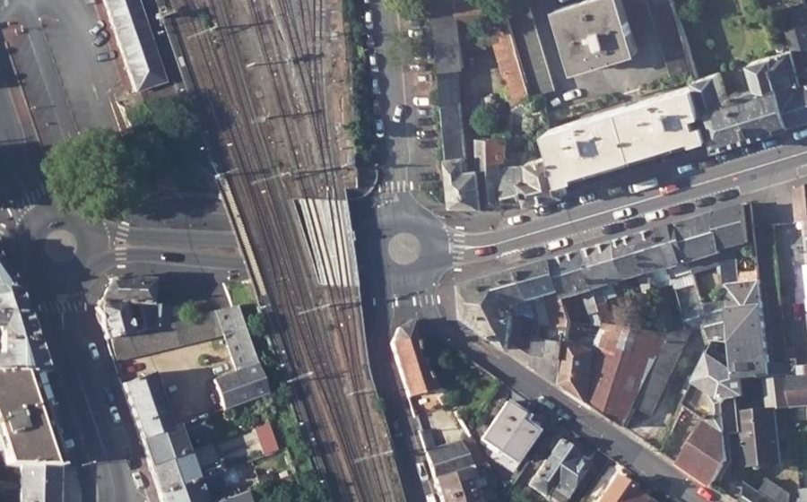 Vue aérienne du Rond-point anonyme n°724031921