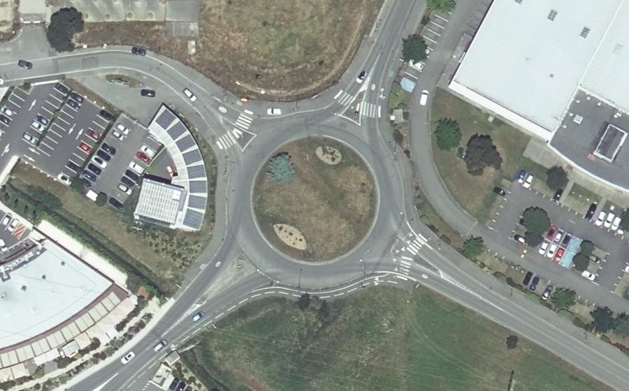 Vue aérienne du Rond-point anonyme n°7244183