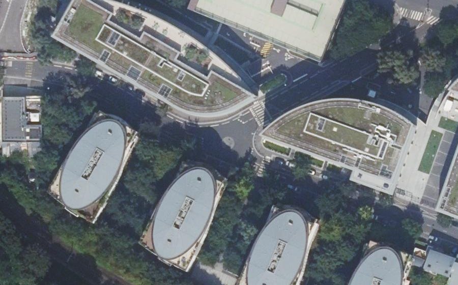 Vue aérienne du Rond-point anonyme n°725266412