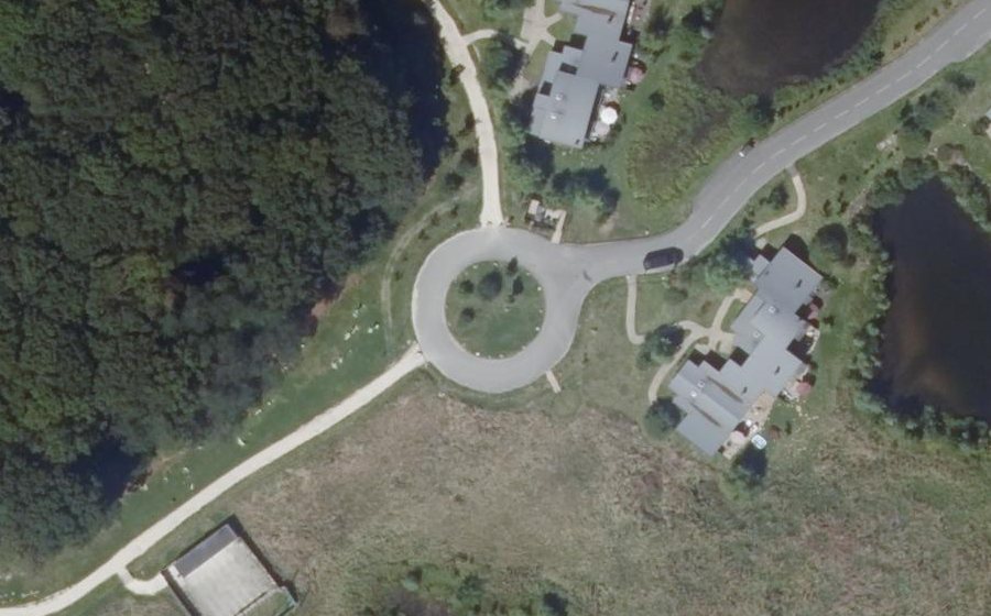 Vue aérienne du Rond-point anonyme n°731611231