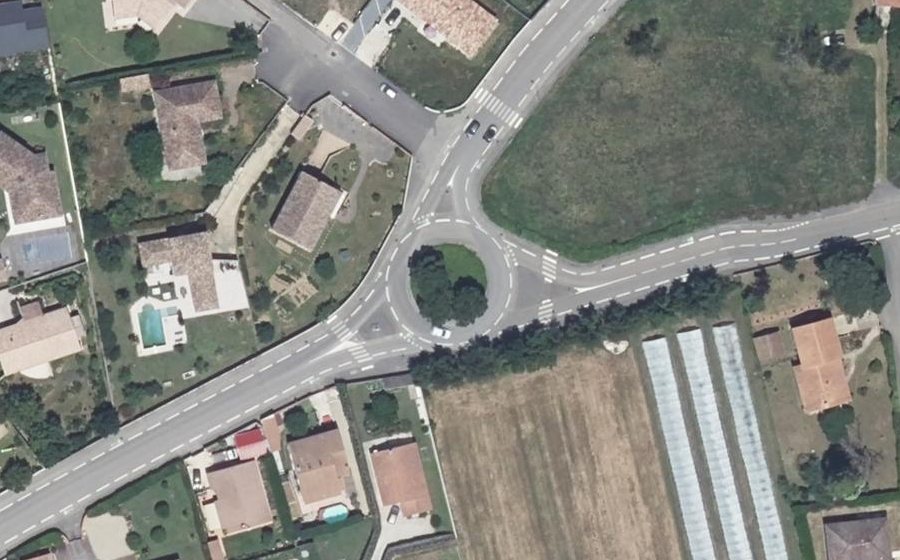 Vue aérienne du Rond-point anonyme n°7390972