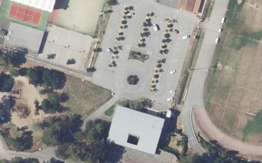Vue aérienne du Rond-point anonyme n°748987629