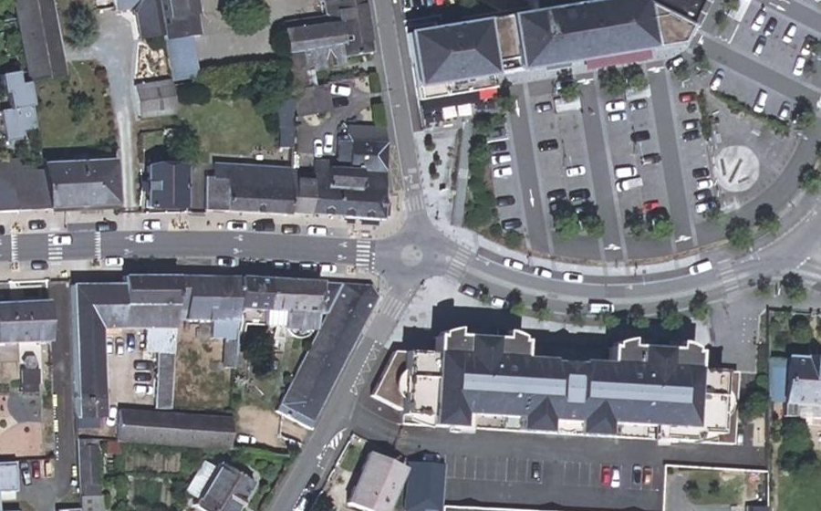 Vue aérienne du Rond-point anonyme n°750217221