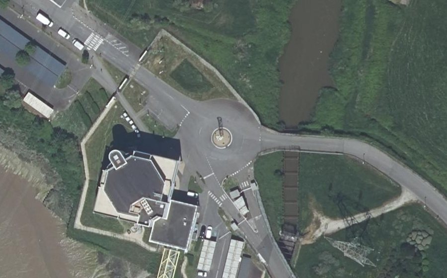 Vue aérienne du Rond-point anonyme n°753180043