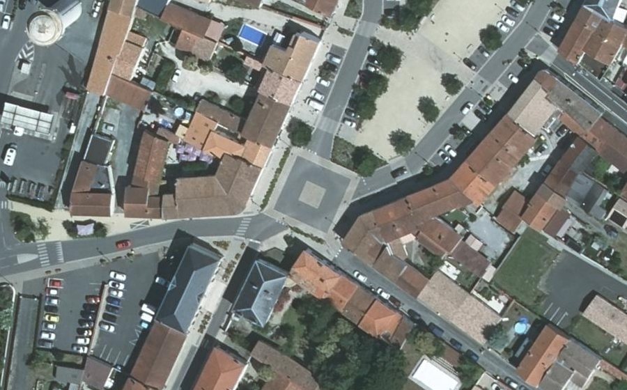 Vue aérienne du Rond-Point du Docteur Pierre Bellet