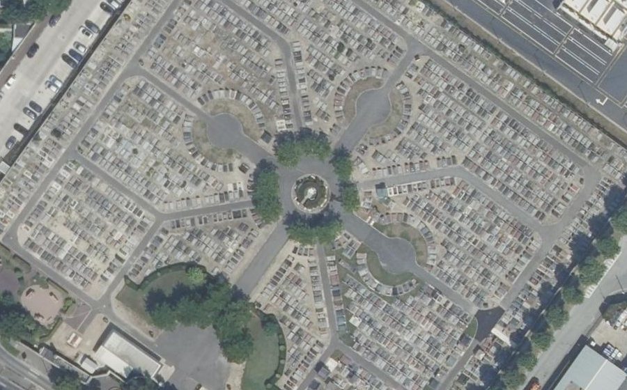 Vue aérienne du Rond-point anonyme n°756494529