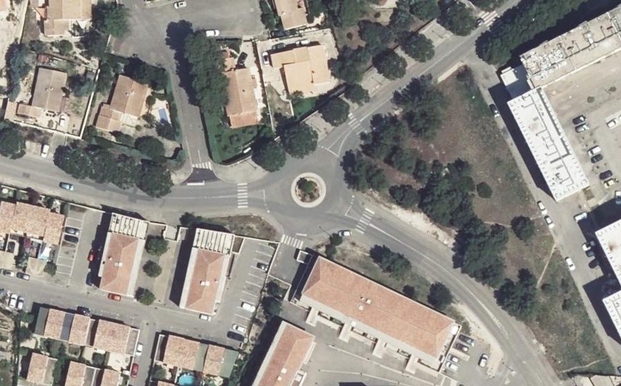 Vue aérienne du Rond-point anonyme n°756892836