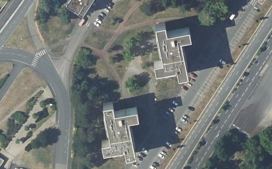 Vue aérienne du Rond-point anonyme n°763395656
