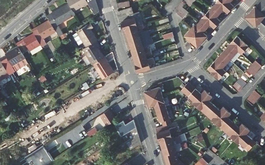 Vue aérienne du Rond-point anonyme n°77192016