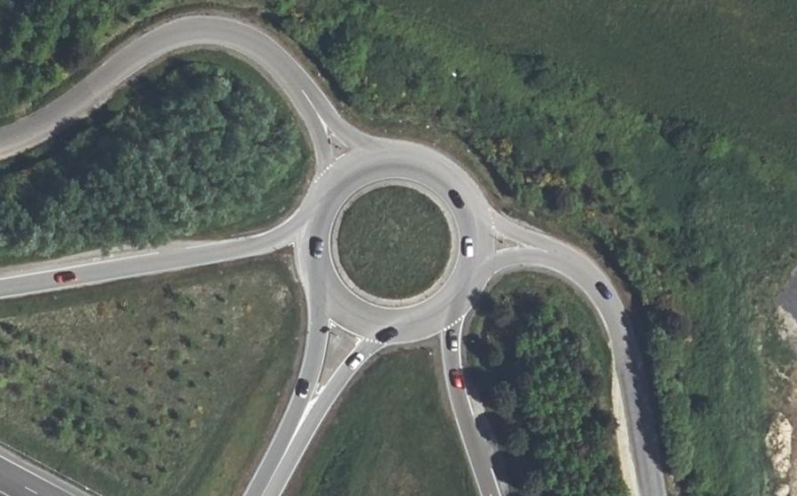 Vue aérienne du Rond-point anonyme n°7725454