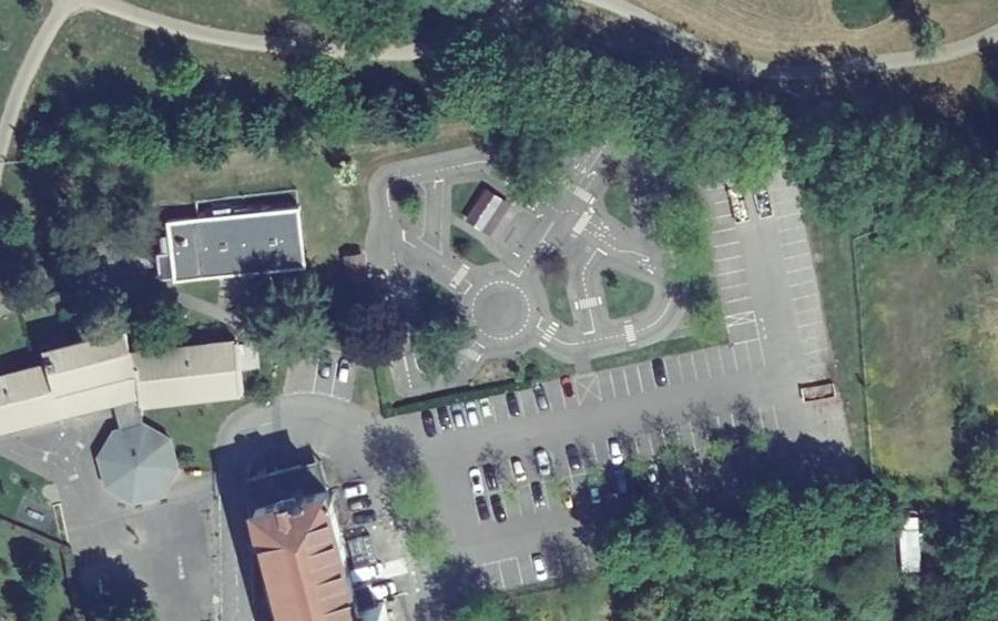 Vue aérienne du Rond-point anonyme n°772965506