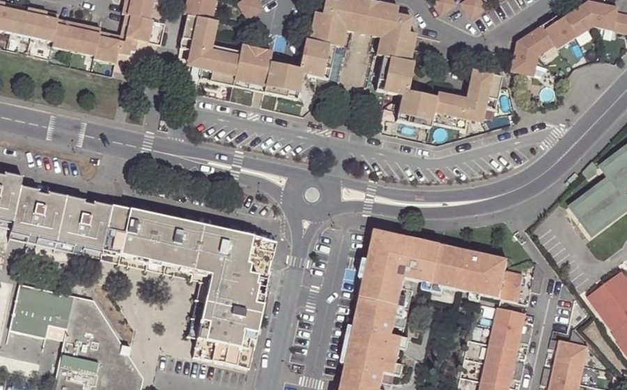 Vue aérienne du Rond-point anonyme n°775580371