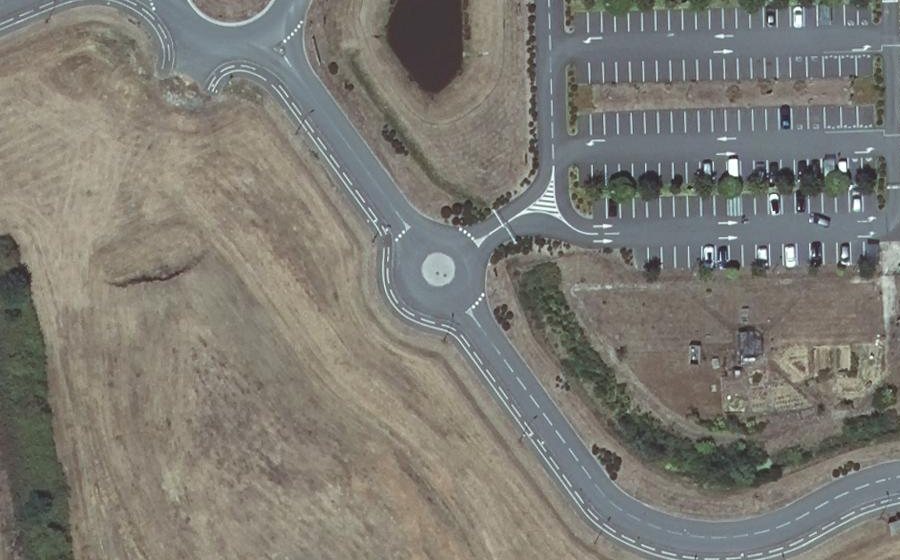 Vue aérienne du Rond-point anonyme n°780907123
