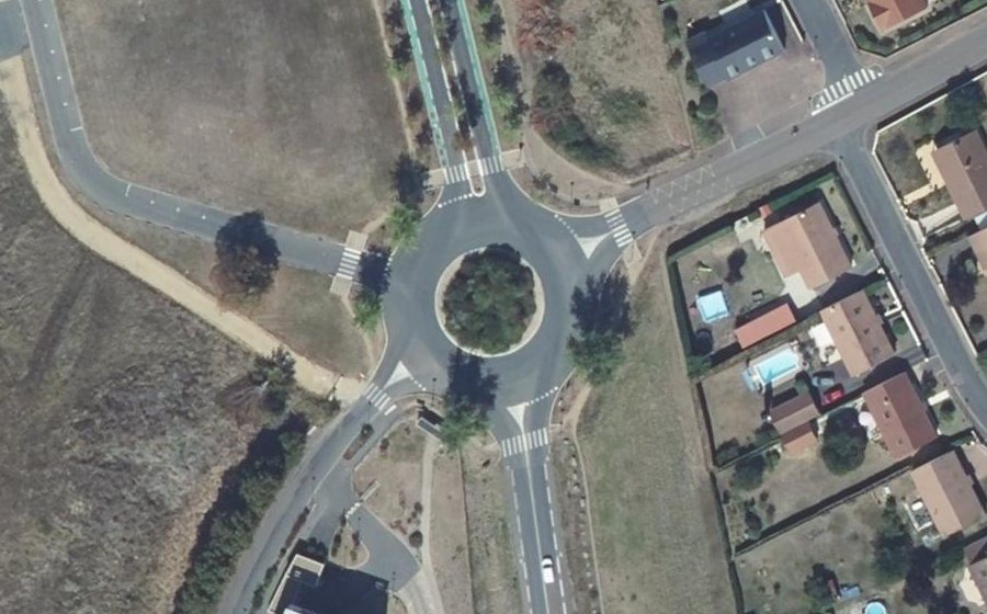 Vue aérienne du Rond-Point B. Badouix