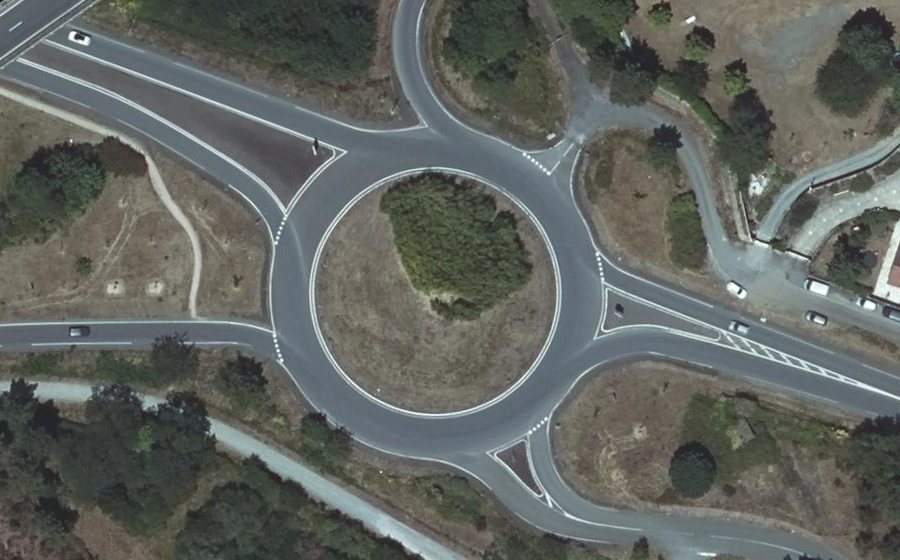 Vue aérienne du Rond-point anonyme n°7826213
