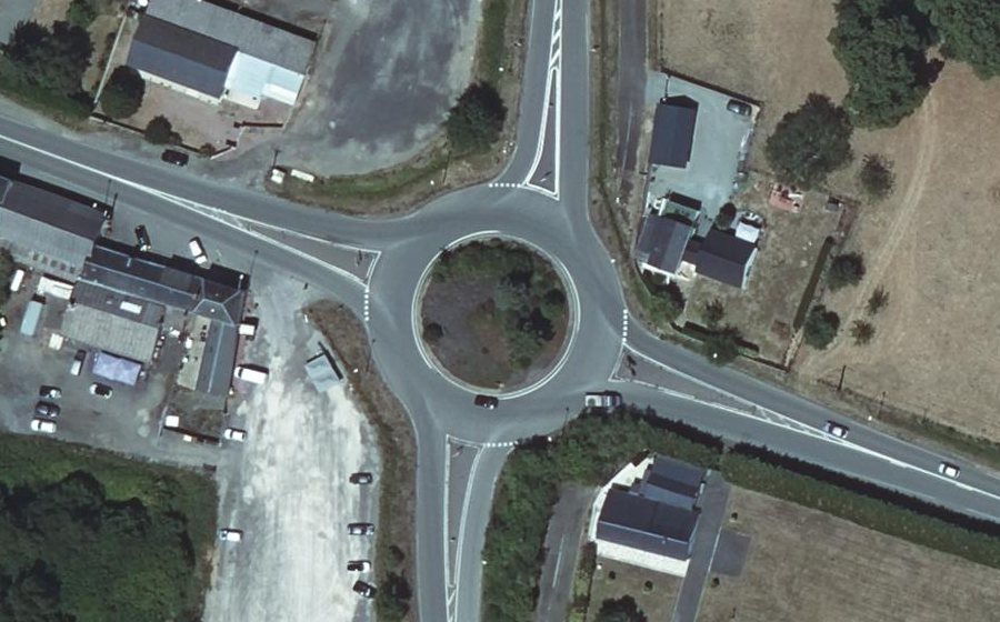 Vue aérienne du Rond-point anonyme n°7826218
