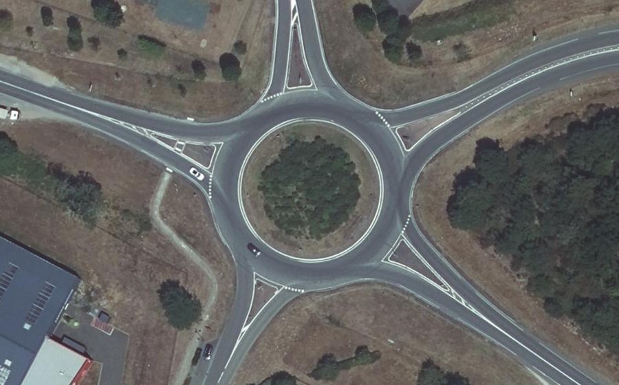 Vue aérienne du Rond-point anonyme n°7826221