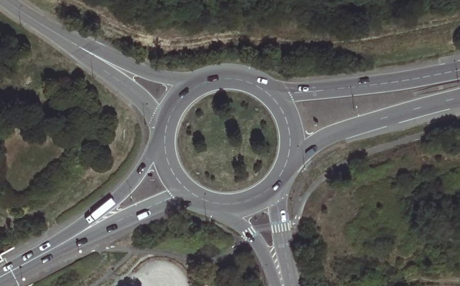 Vue aérienne du Rond-point anonyme n°7828697