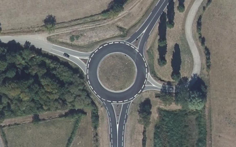 Vue aérienne du Rond-point anonyme n°78314060