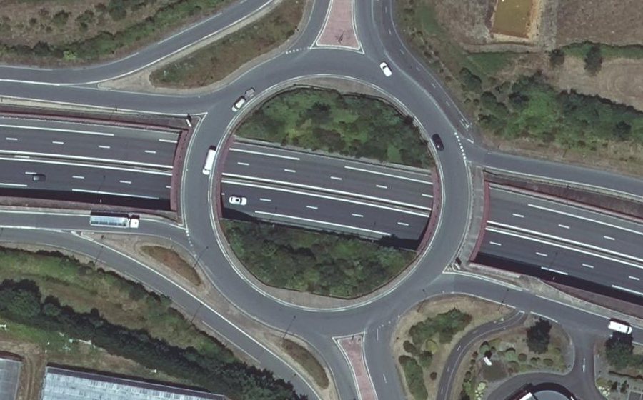 Vue aérienne du Rond-point anonyme n°7837793