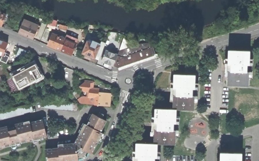 Vue aérienne du Rond-point anonyme n°791431686