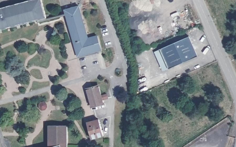 Vue aérienne du Rond-point anonyme n°791585085