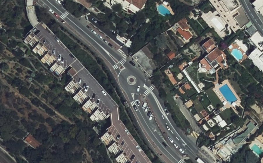 Vue aérienne du Rond-point anonyme n°792530631