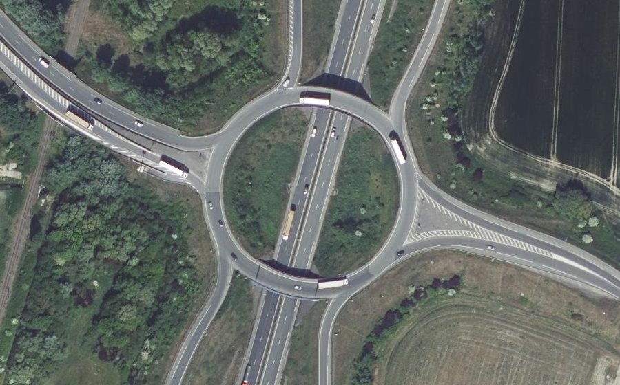 Vue aérienne du Rond-point anonyme n°792569912