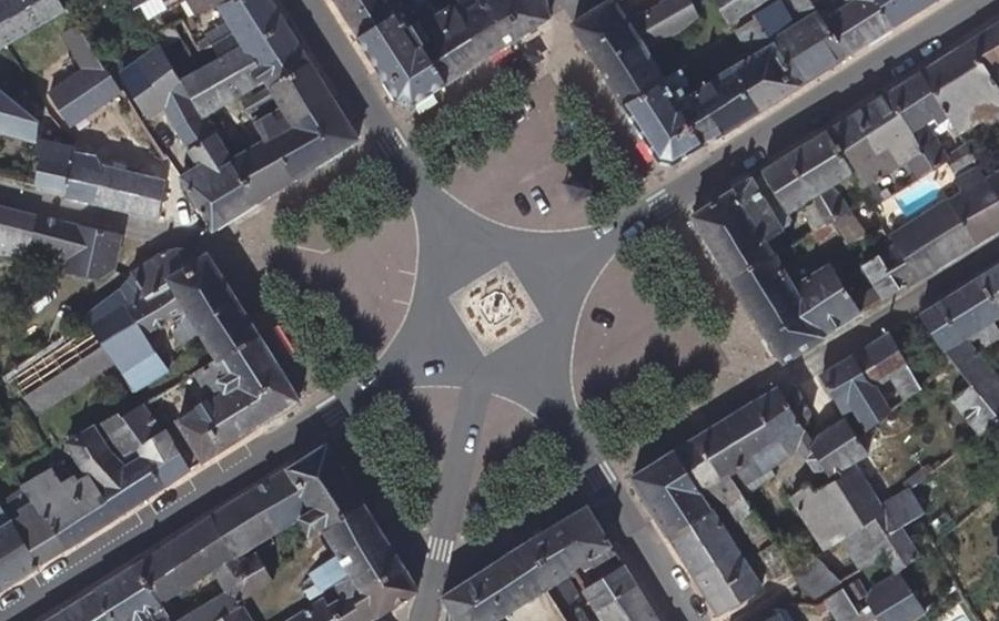 Vue aérienne du Place Henri IV