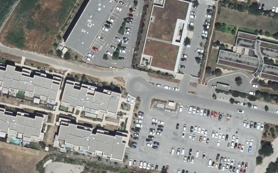 Vue aérienne du Rond-point anonyme n°793186951