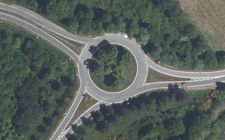 Vue aérienne du Rond-point anonyme n°7932403