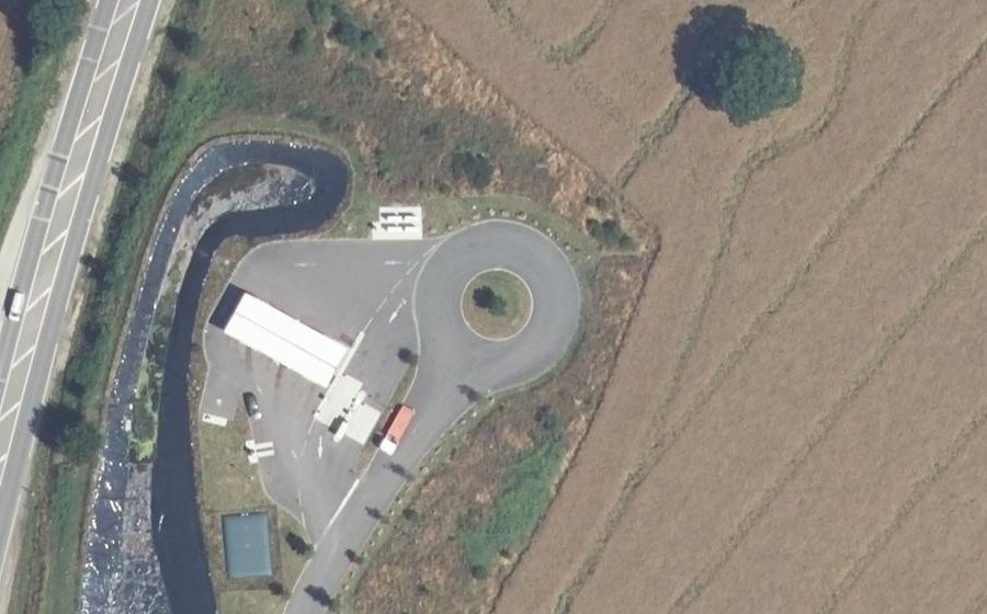 Vue aérienne du Rond-point anonyme n°793832855