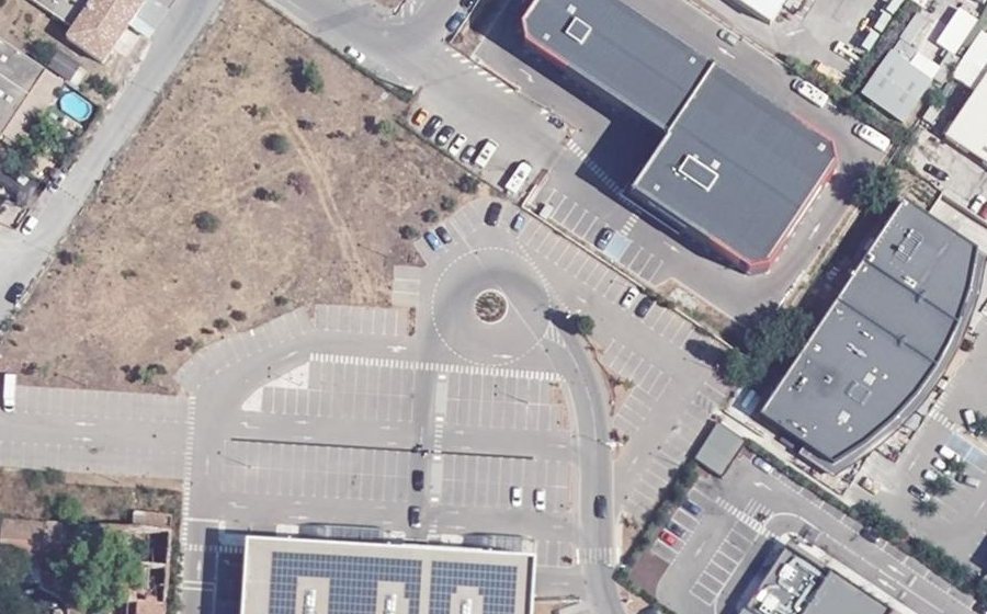Vue aérienne du Rond-point anonyme n°795608834