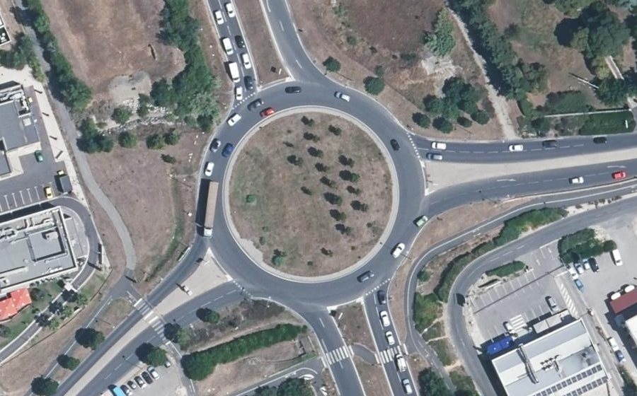 Vue aérienne du Rond-point anonyme n°7984756