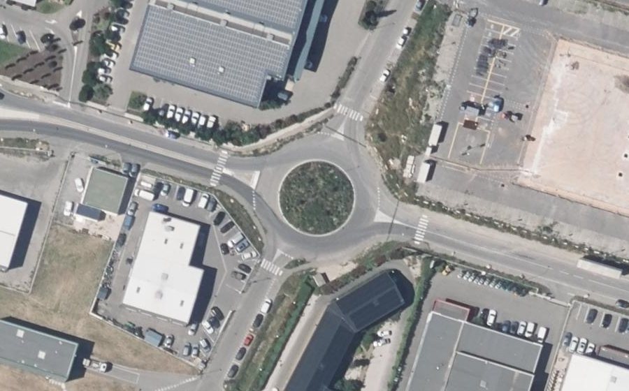 Vue aérienne du Rond-point anonyme n°7985271