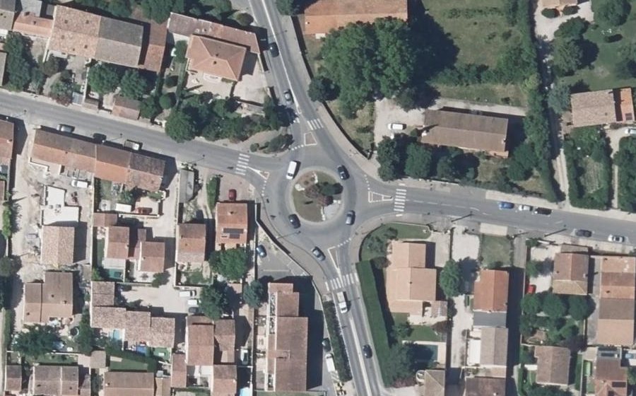Vue aérienne du Rond-point anonyme n°7985827